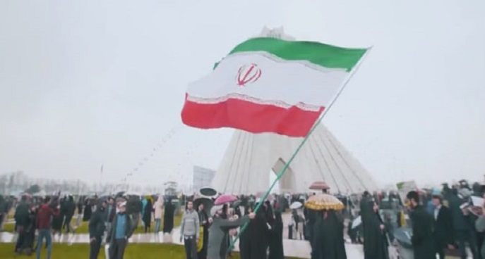 داستان انقلاب تناور